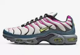 nike air max plus tn  pink white green